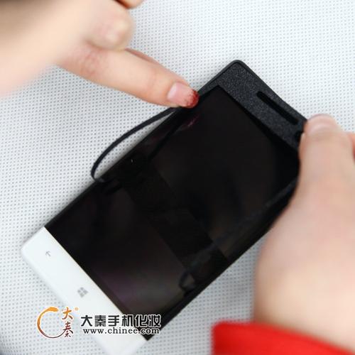 0英寸電容觸控屏,分辨率達到了